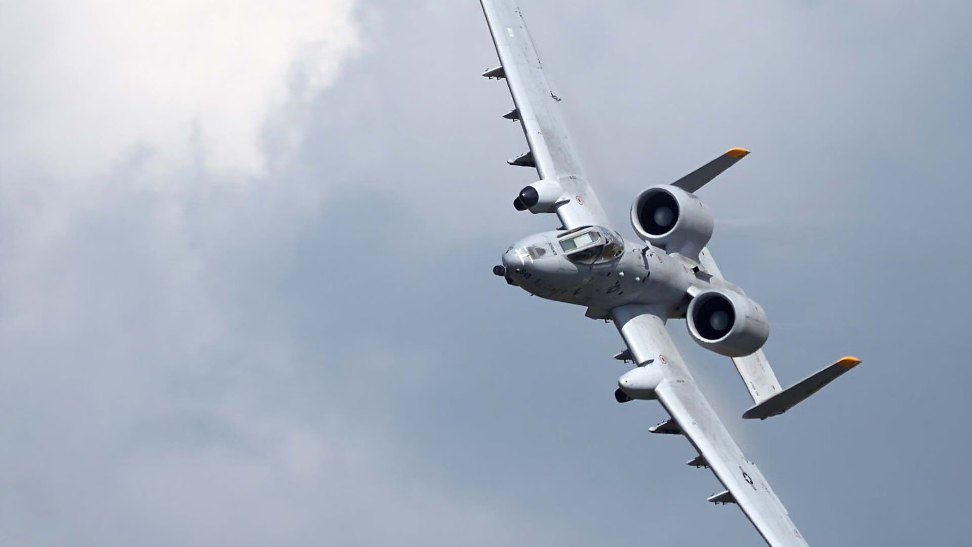 马竞通过防守稳定压制对手进攻节奏，马竞战术打法